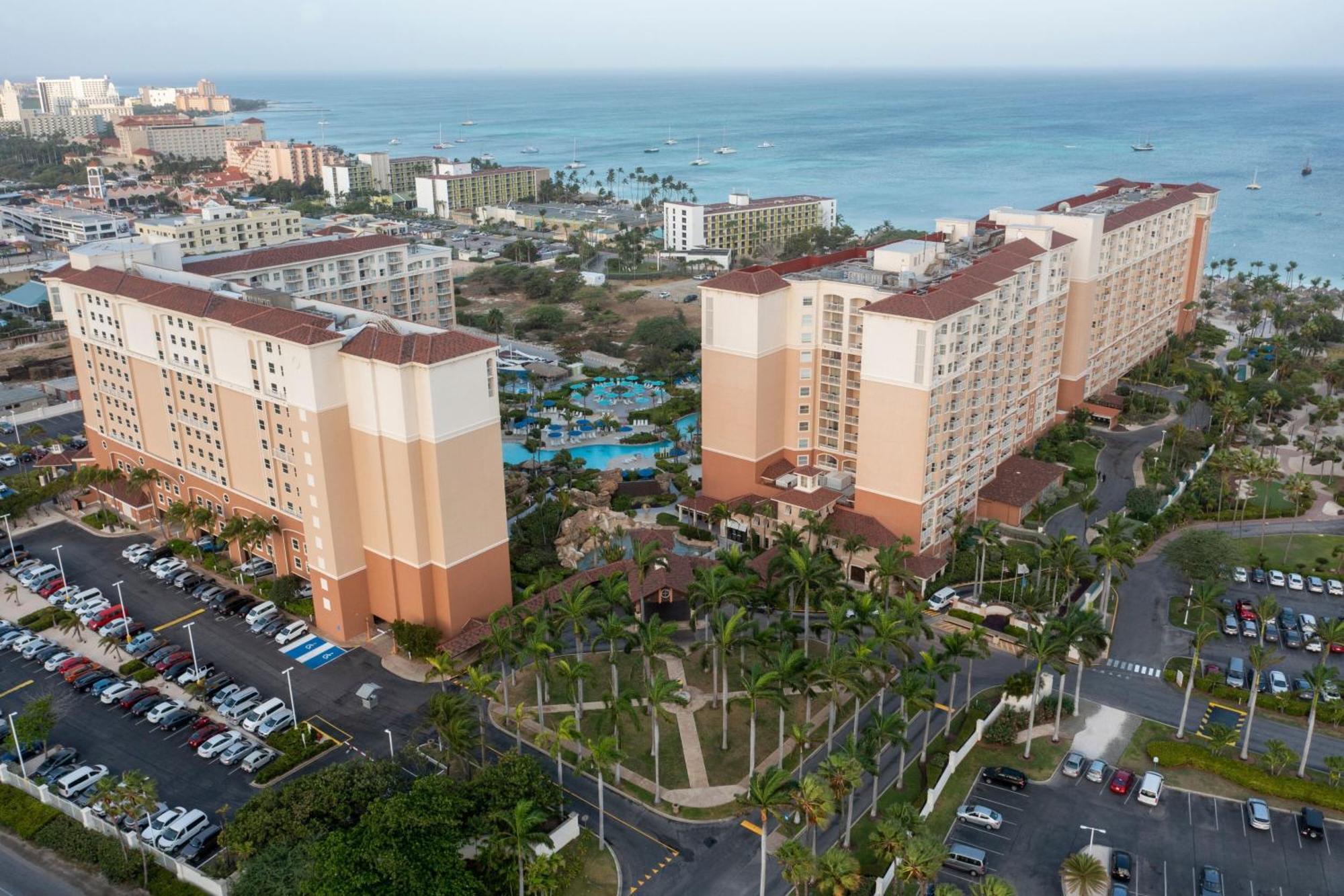 Отель Marriott'S Aruba Surf Club Палм Бич Экстерьер фото